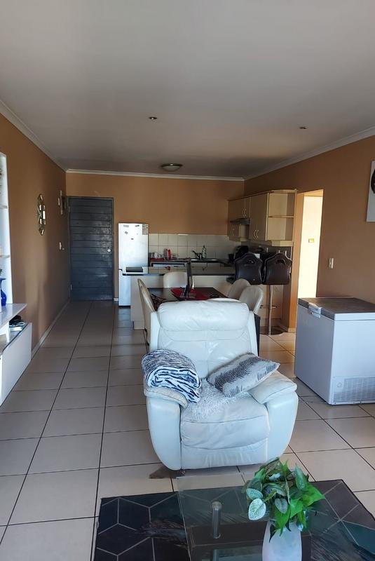To Let 2 Bedroom Property for Rent in Royal Ascot Western Cape